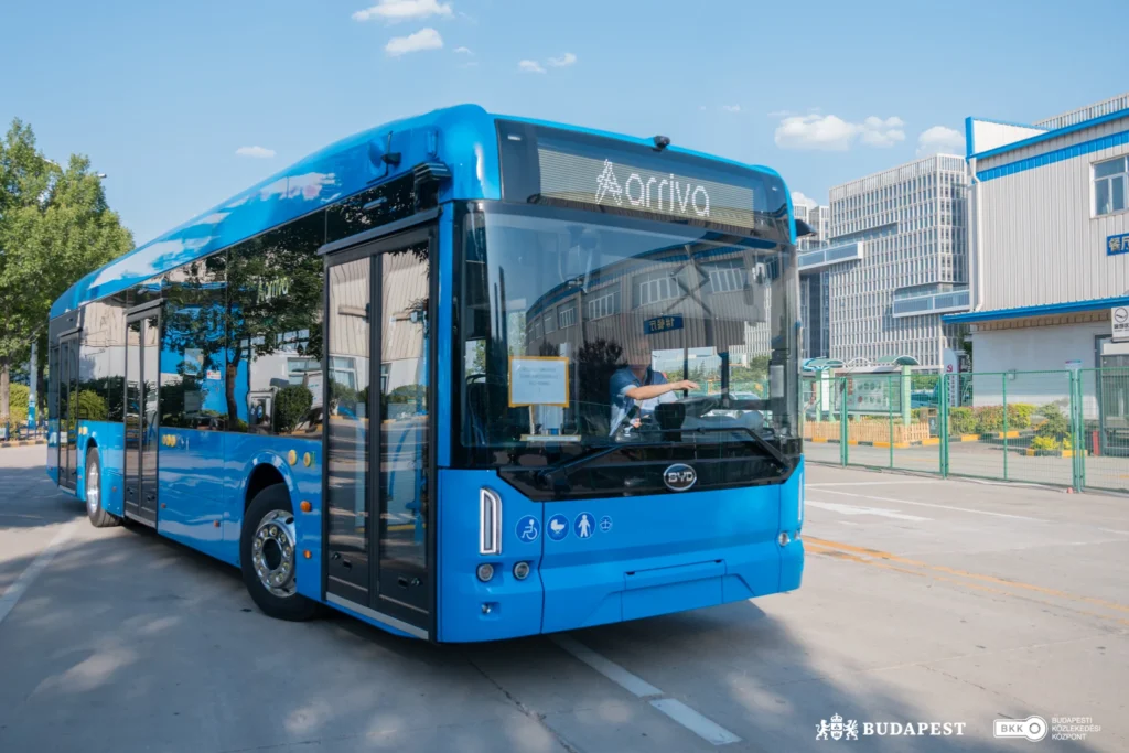82 tonnával kevesebb szén-dioxid: beváltak az elektromos buszok Komáromban