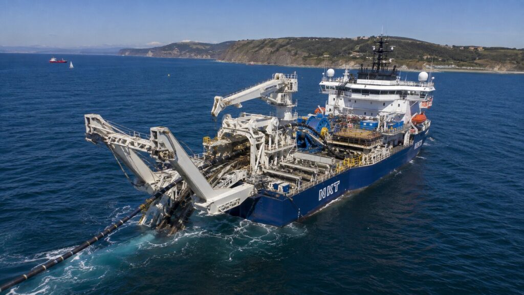 5000 megawattra nőhet a spanyol–francia áramkapcsolat kapacitása