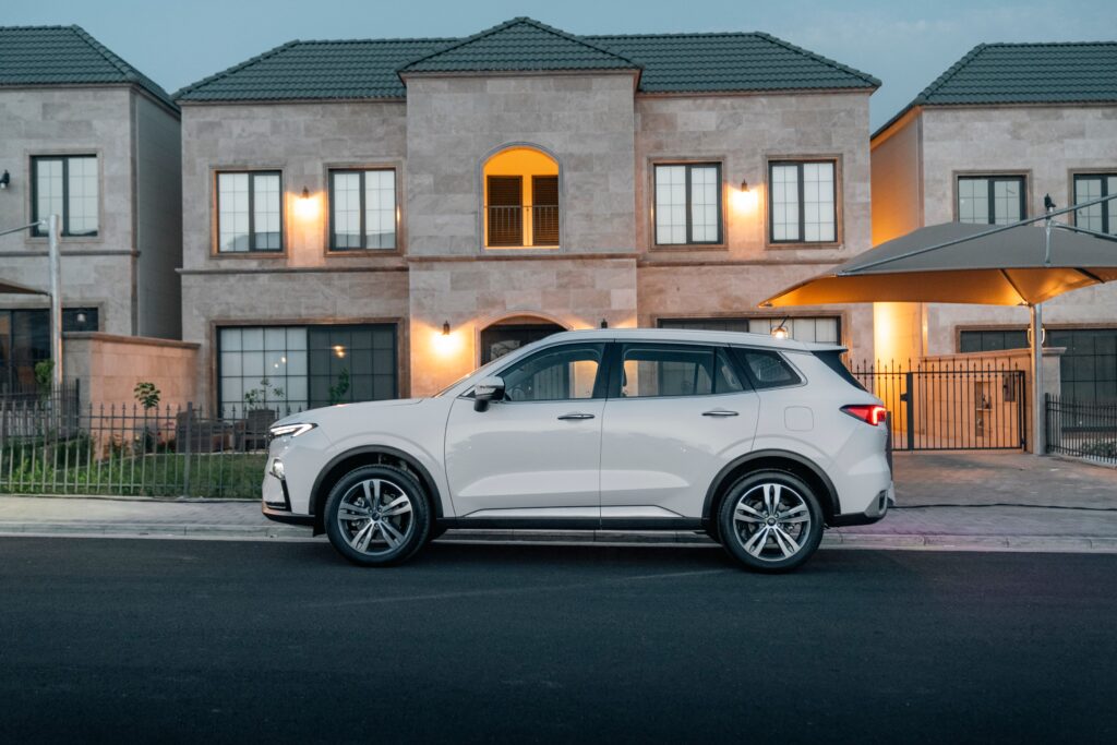 Geely: már az eladások több mint fele elektromos vagy hibrid autó
